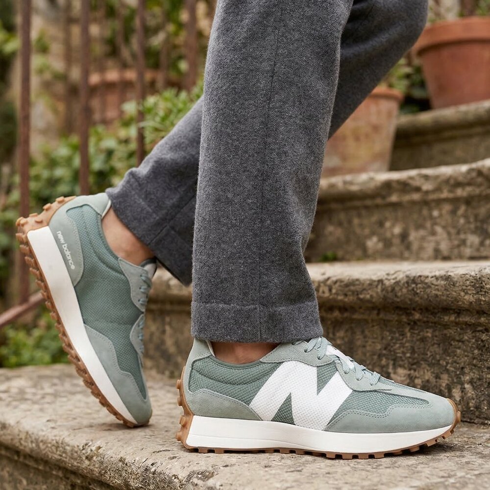 NEW BALANCE 327 Sneakers Shoes Women 7 / Men 5.5 Juniper Green White  # MS327MS